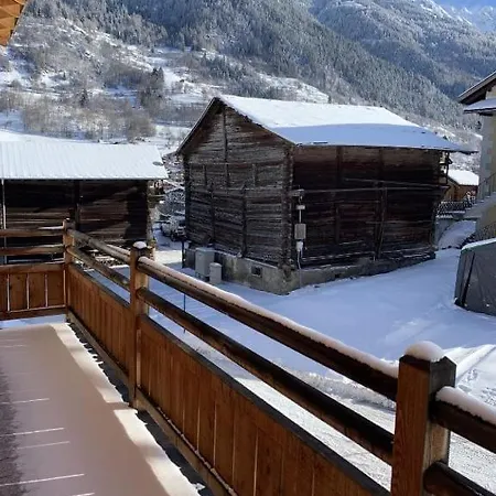 アパート Petit Combin-modern Apartment, Close To The Lift