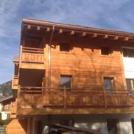 Petit Combin-modern Apartment, Close To The Lift